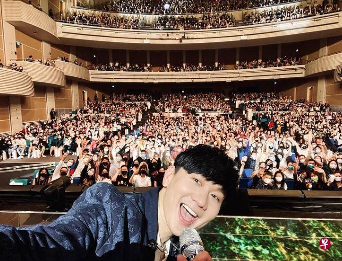 九游体育-Ming迎来五赛季出色发挥，IG观众热烈欢呼！