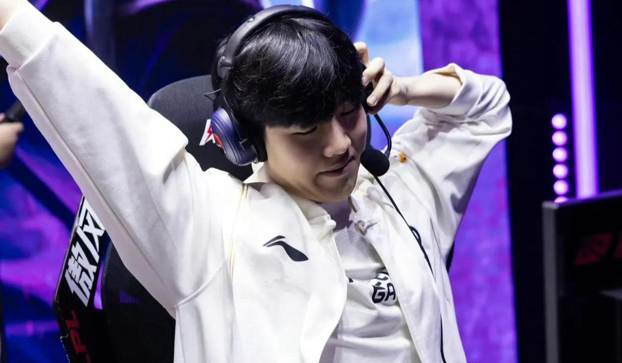 JIUYOU-TheShy关键节点高光表现，巴塞罗那带队取胜！的简单介绍